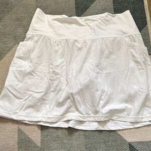 Athletes salutation stash 14.5 White gold tennis skort